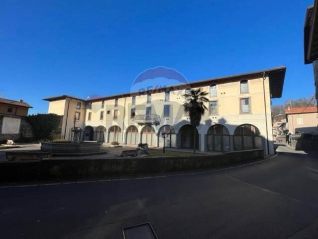 Appartamento in affitto a Pirlotti, Capriolo