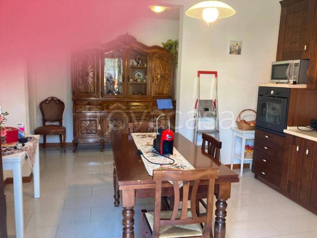 Appartamento in affitto a Carasco, Liguria