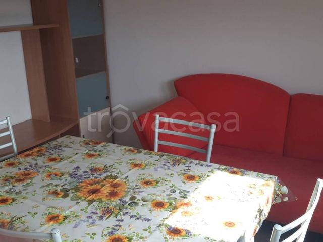 Appartamento in affitto a Cassina Pertusella, Caronno Pertusella