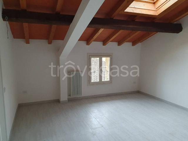 Appartamento in affitto a Unione delle Terre d'Argine, Carpi