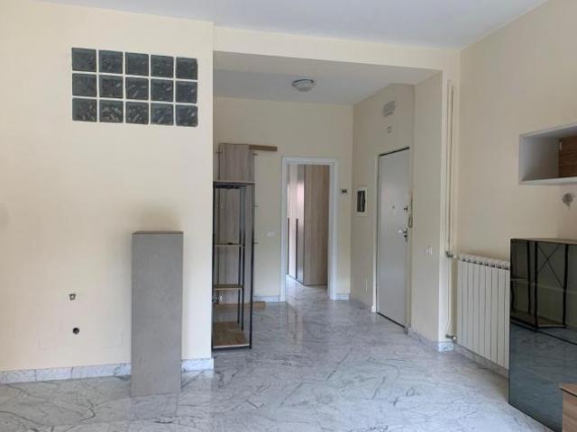 Appartamento in affitto a Pontecimato, Carrara