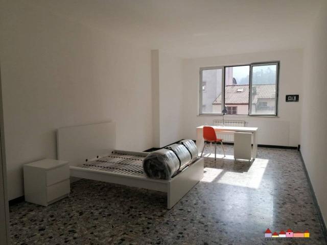 Appartamento in affitto a Fabbrica, Carrara