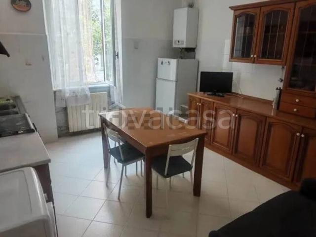 Appartamento in affitto a Fabbrica, Carrara