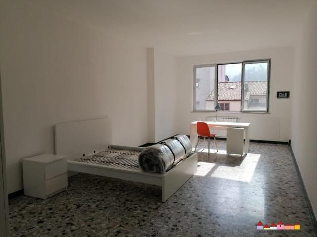 Appartamento in affitto a Fabbrica, Carrara