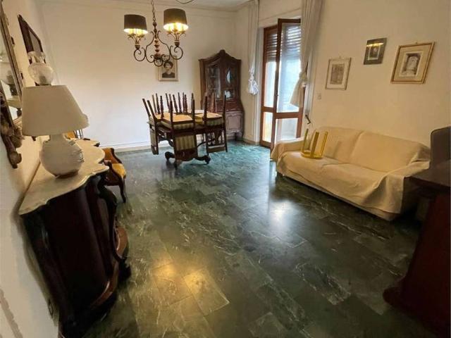 Appartamento in affitto a Sant'Antonio, Carrara