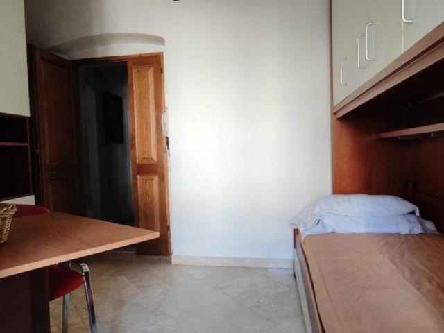 Appartamento in affitto a Pontecimato, Carrara