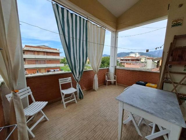 Appartamento in affitto a Marina di Carrara, Carrara