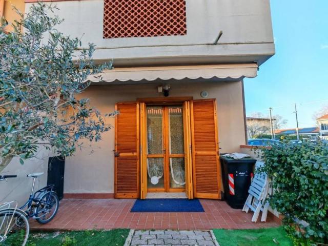 Appartamento in affitto a Marina di Carrara, Carrara
