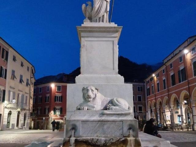 Appartamento in affitto a Marina di Carrara, Carrara