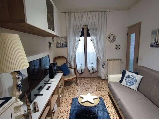 Appartamento in affitto a Fabbrica, Carrara