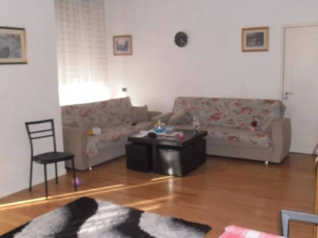 Appartamento in affitto a Sant'Antonio, Carrara