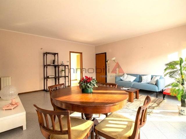 Appartamento in affitto a Valera di Sopra, Carugate