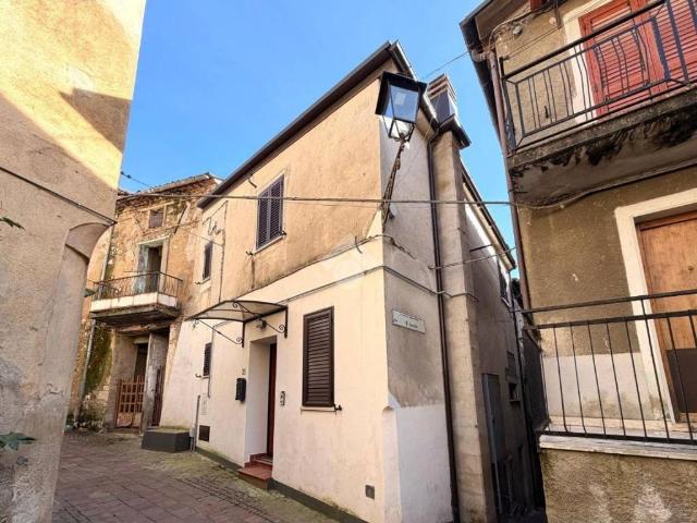 Appartamento in affitto a Macchia, Calabria