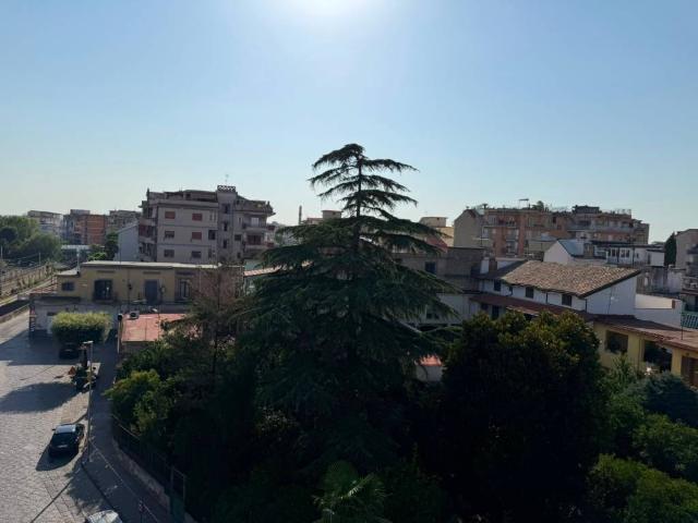 Appartamento in affitto a Municipalità 2, Campania