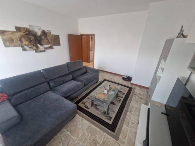 Appartamento in affitto a Casatenovo, Lombardia