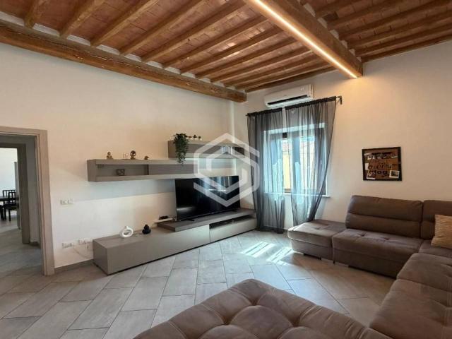 Appartamento in affitto a Calcinaia, Toscana