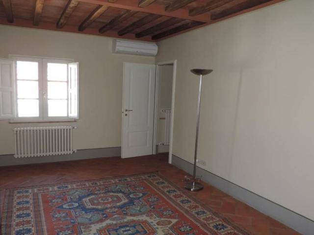 Appartamento in affitto a Cascina, Toscana