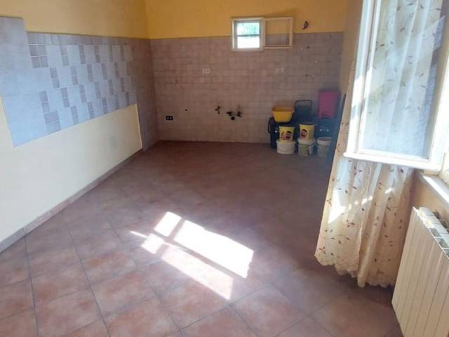 Appartamento in affitto a Pettori, Cascina
