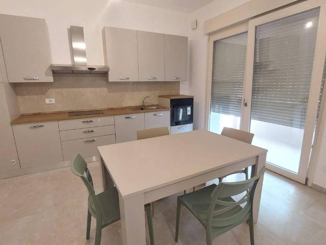 Appartamento in affitto a Cascina, Toscana