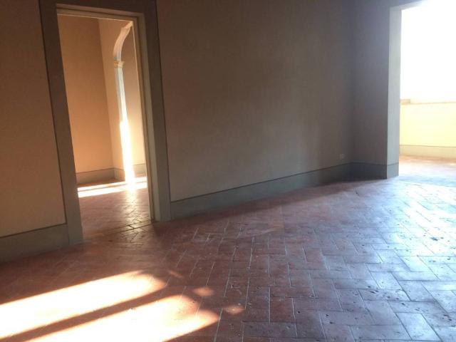 Appartamento in affitto a Cascina, Toscana