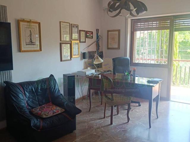 Appartamento in affitto a Centro Storico, Caserta