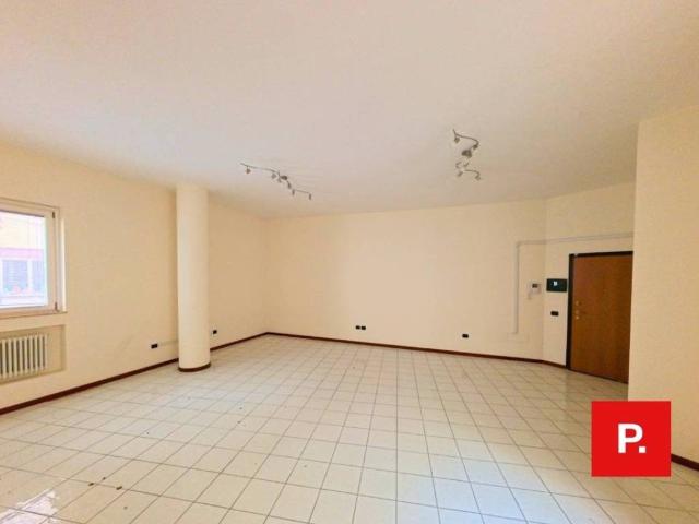 Appartamento in affitto a Centro Storico, Caserta