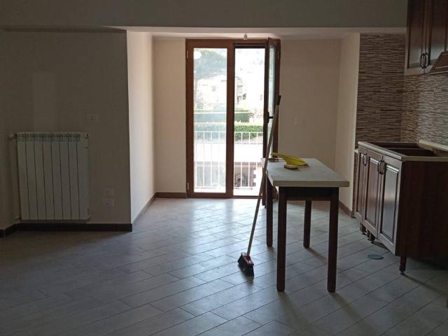 Appartamento in affitto a Caserta, Campania