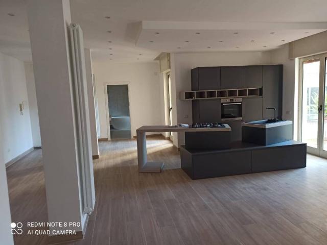 Appartamento in affitto a Caserta, Centro Storico