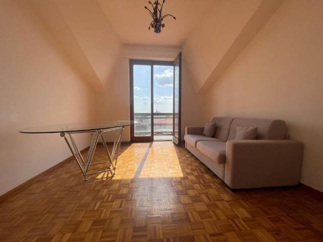 Appartamento in affitto a Centro Storico, Caserta