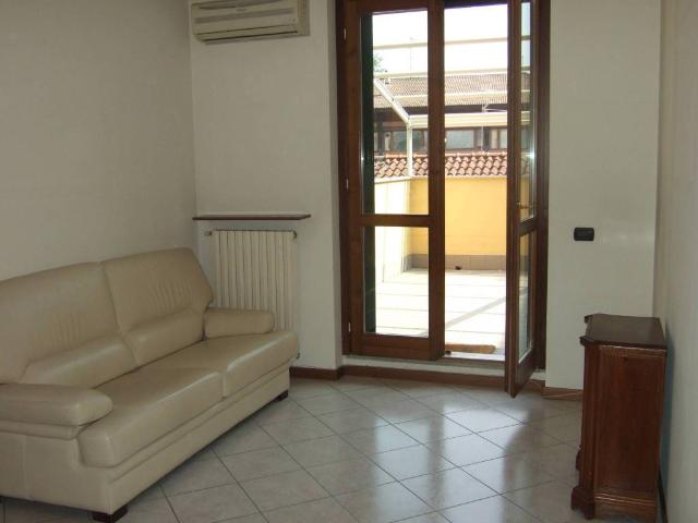 Appartamento in affitto a Villa Fiorita, Cassina De' Pecchi