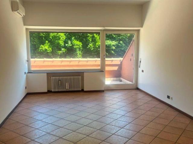 Appartamento in affitto a Monticello, Cassina Rizzardi