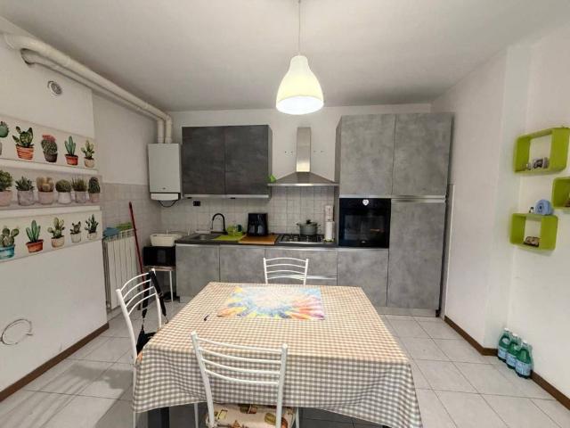 Appartamento in affitto a Castano Primo, Lombardia