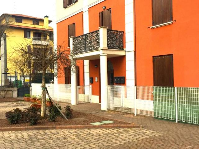 Appartamento in affitto a Unione dei comuni del Sorbara, Castelfranco Emilia