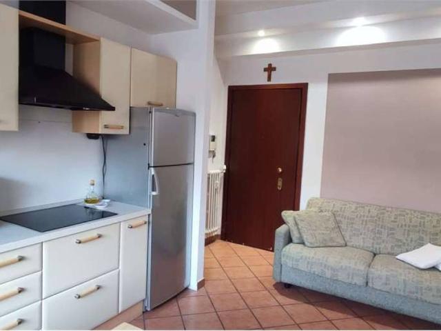Appartamento in affitto a Castegnate, Castellanza