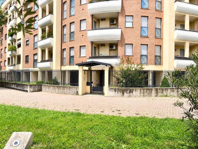 Appartamento in affitto a Castegnate, Castellanza