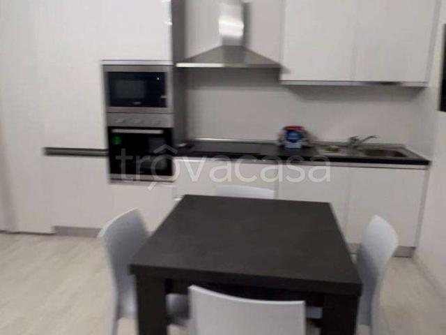 Appartamento in affitto a Castegnate, Castellanza