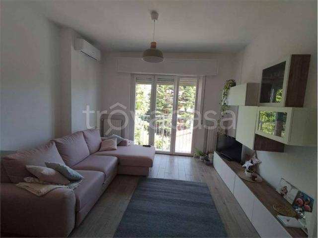 Appartamento in affitto a Castegnate, Castellanza