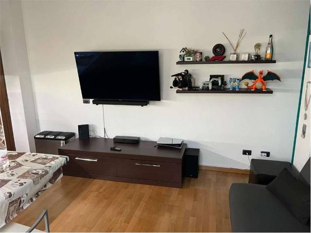 Appartamento in affitto a Tresinaro - Secchia, Re