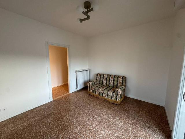 Appartamento in affitto a Castell'arquato, Reggio Emilia