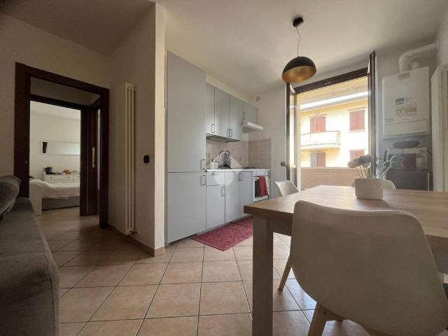 Appartamento in affitto a Terra di Mezzo, Re