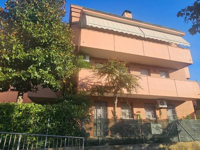 Appartamento in affitto a Unione di comuni Terre di Castelli, Castelnuovo Rangone