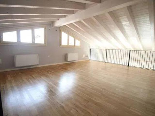 Appartamento in affitto a Castrezzato, Lombardia