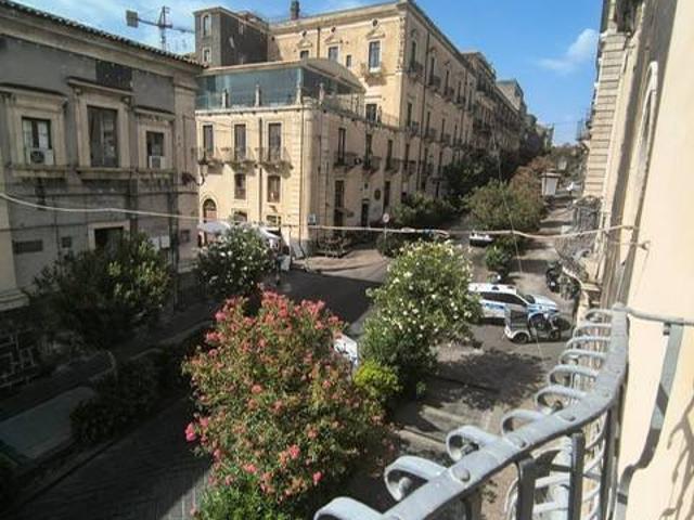 Appartamento in affitto a Centro storico, Catania
