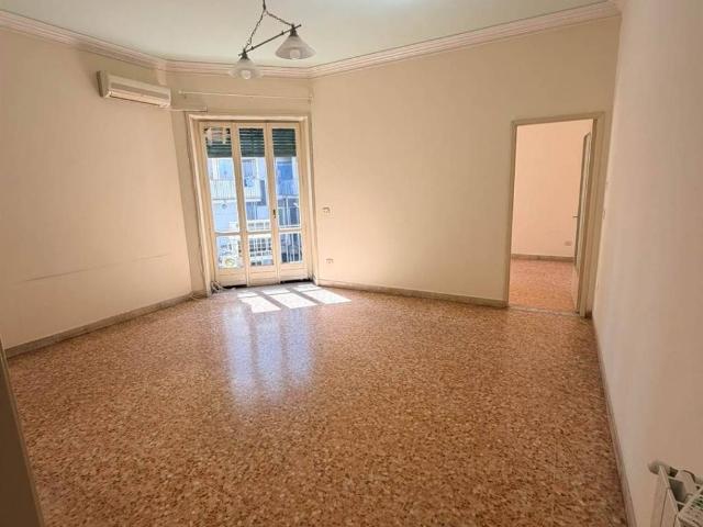 Appartamento in affitto a Monserrato, Catania