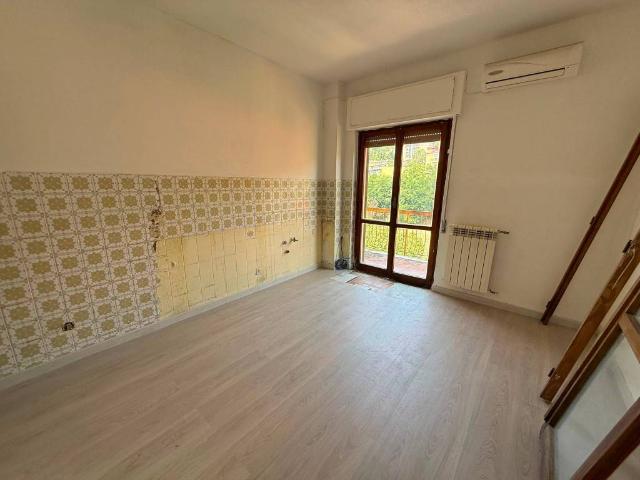 Appartamento in affitto a Dulcino, Calabria