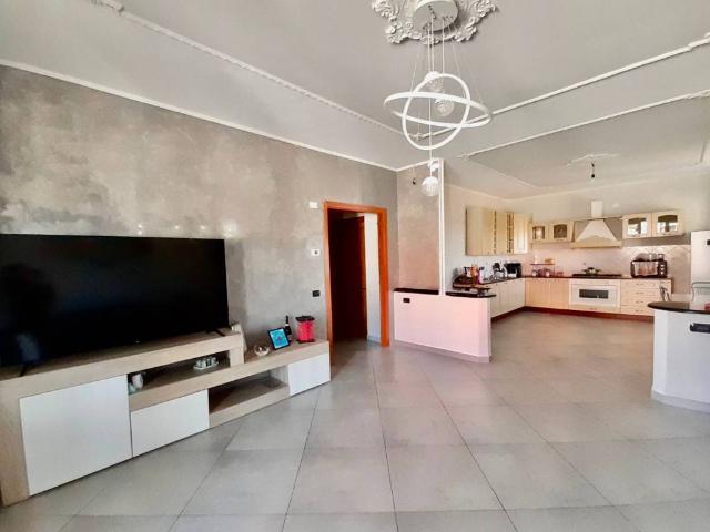 Appartamento in affitto a Gagliano, Calabria