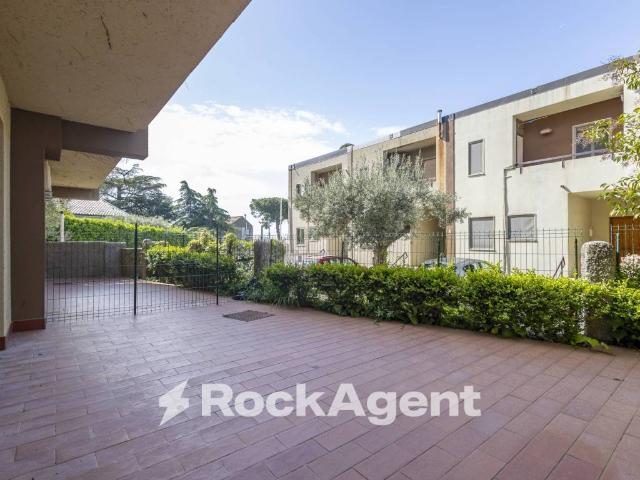 Appartamento in affitto a Mater Domini, Calabria