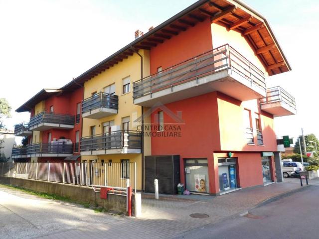 Appartamento in affitto a Cenate Sopra, Lombardia