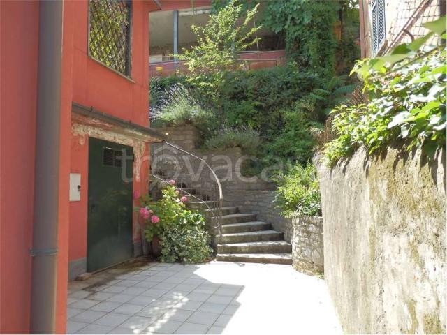 Appartamento in affitto a Rovenna, Cernobbio