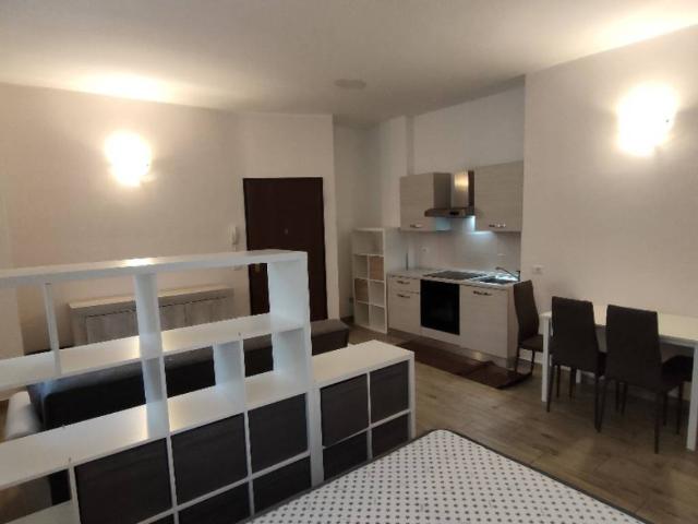 Appartamento in affitto a Cernusco Sul Naviglio, Lombardia